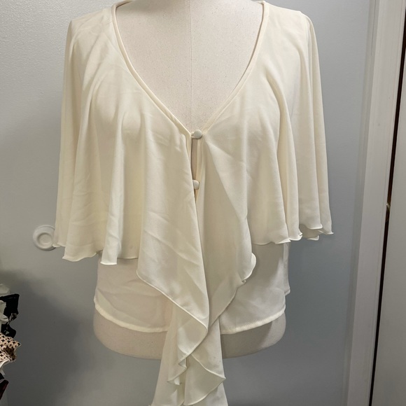 Zara Basic Collection flowy button top - Picture 1 of 6